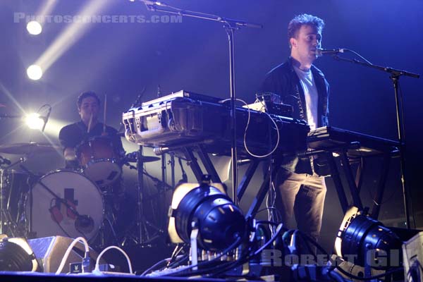 MOUNT KIMBIE - 2013-10-31 - PARIS - Grande Halle de La Villette - 